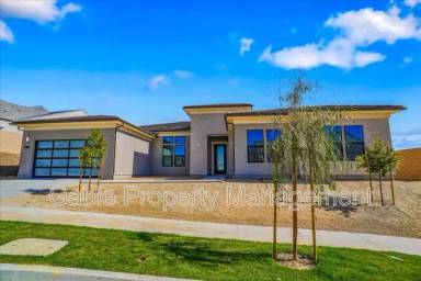 Main picture of 30000 Camino Los Robles