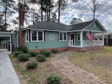 Main picture of 203 S Withlacoochee Ave