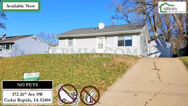 Main picture of 372 26th Ave SW