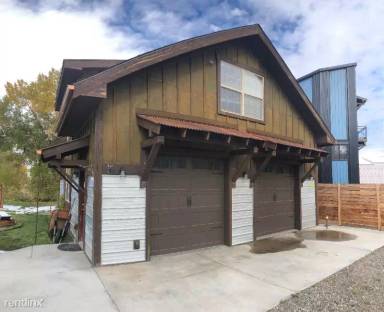 Main picture of 333 New Ventures Dr