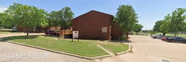 Main picture of 1912 SW D Ave