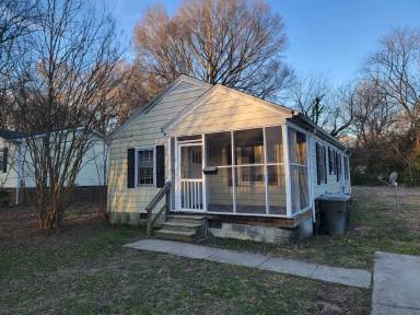 Main picture of 1202 Highland Ave