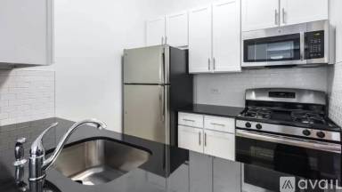 Main picture of 140 Riverside Apartments