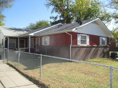Main picture of 2048 S Gold St
