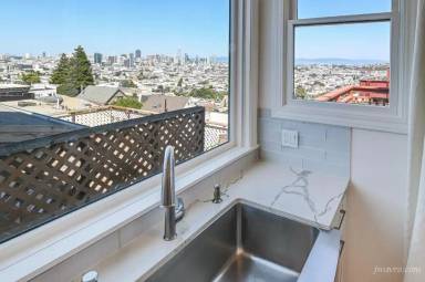 Main picture of 390 LIBERTY Apartments