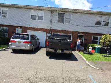 Main picture of 30 Windsor Ave