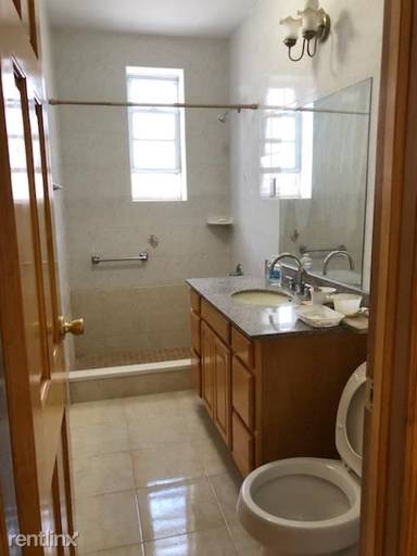 Main picture of 2354 84th St