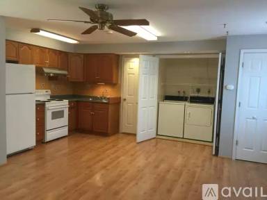 Main picture of 3030 Butler Pike