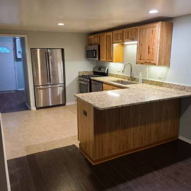 Main picture of 810 Kyle St