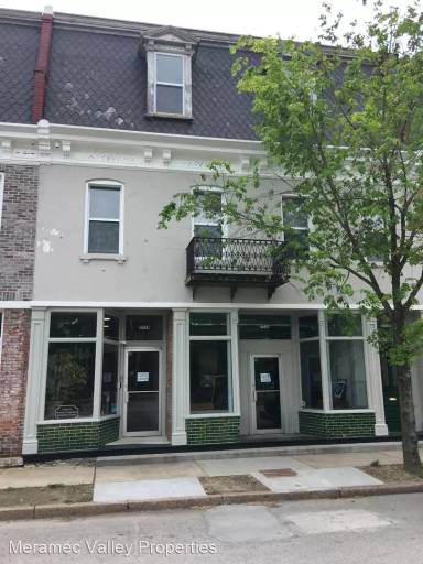 Main picture of 7718 S Broadway