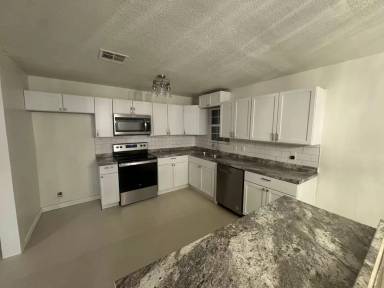 Main picture of 110 N 26th St