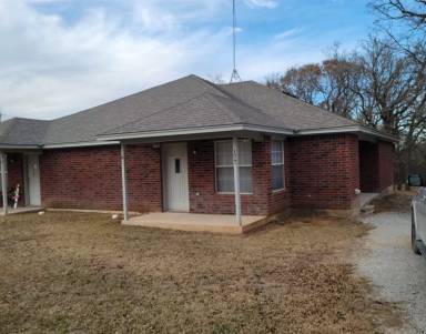 Main picture of 176 Private Road 3459