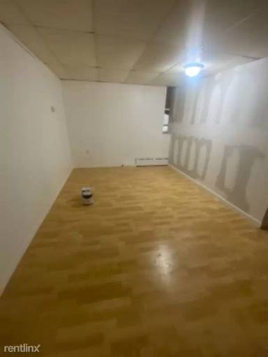 Main picture of 1822 Barnes Ave