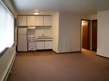 Main picture of 2190 Robbins St