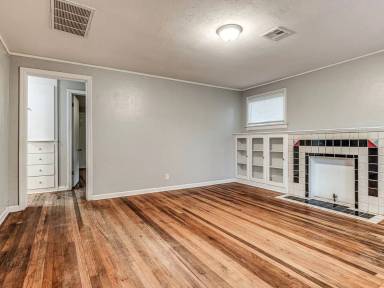 Main picture of 1724 NE 14th St