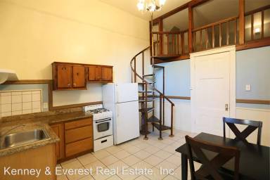 Main picture of 1429 Castro St