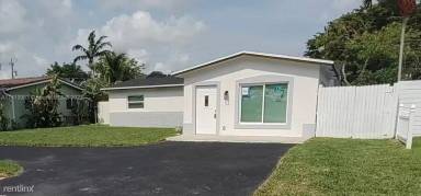 Main picture of 3963 NW 18th Ave