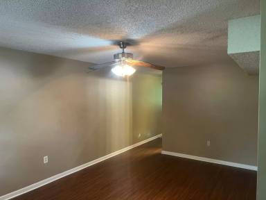 Main picture of 2505 Simms St