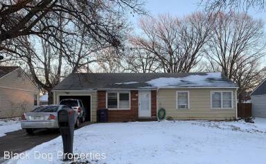 Main picture of 1500 Harry Rd