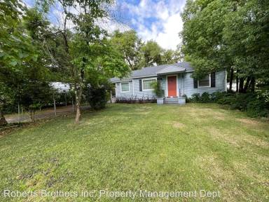 Main picture of 267 Border Dr E