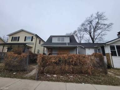 Main picture of 15769 Wildemere St
