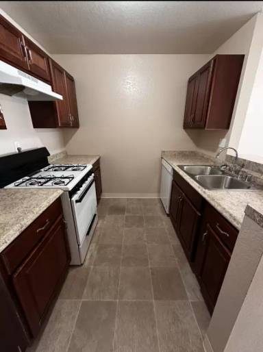 Main picture of 5134 N Glendora Ave