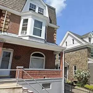 Main picture of 610 Pierce St