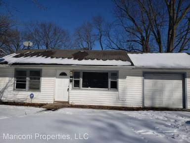 Main picture of 6 Marilyn Ln