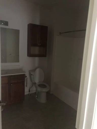 Main picture of 100 Deerfield Ln