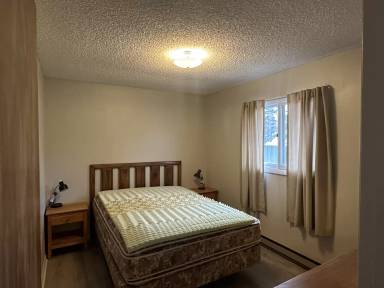 Main picture of 414 1st - 2