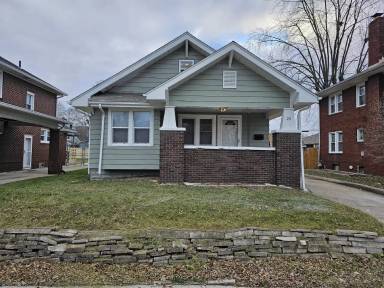 Main picture of 25 Barton Ave