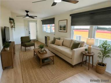 Main picture of 4364 Cleveland Ave