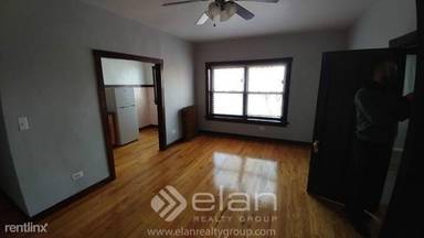 Main picture of 4019 W Irving Park Rd