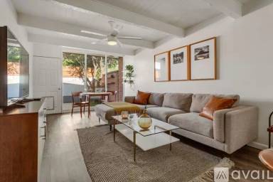 Main picture of 3012 N 32nd St