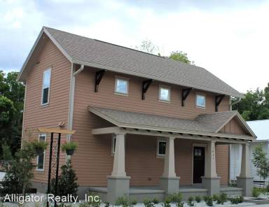 Main picture of 1005 NW 7th Ave