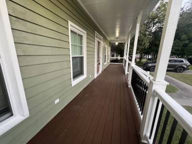 Main picture of 1804 Springdale Ln