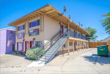 Main picture of 1049 Jefferson Blvd