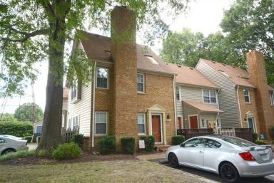 Main picture of 964 Saint Andrews Reach
