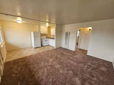 Main picture of 9635 Plymouth St