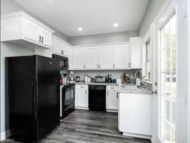Main picture of 1549 Maple Springs Rd