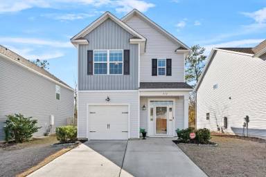 Main picture of 312 Wesleyan Way