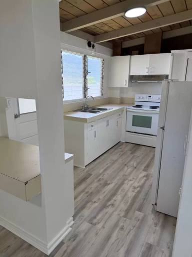 Main picture of 716 Kapaia St