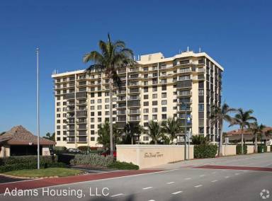Main picture of Sea Pointe Towers