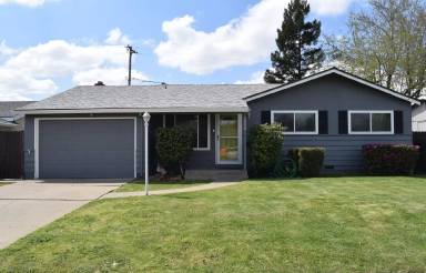 Main picture of 2956 Terilyn St