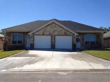 Main picture of 613 Paseo del Plata