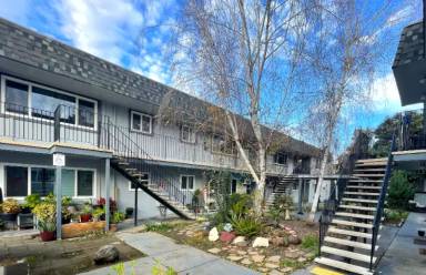 Main picture of 411 Bird St