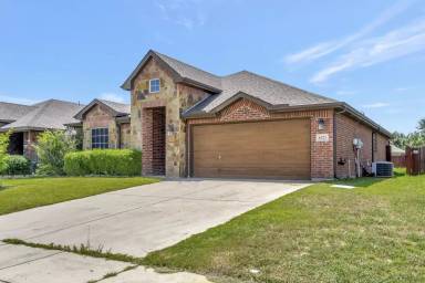 Main picture of 6521 Chalk River Dr