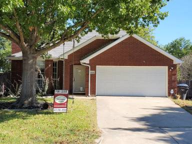 Main picture of 4868 Ashton Ave
