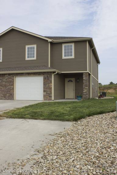 Main picture of 213 Kelly Ln