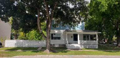 Main picture of 431 1st St E